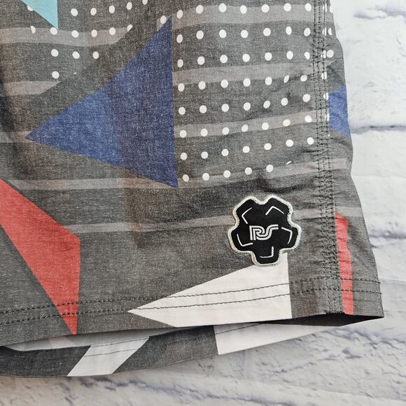 Hooey Board Shorts Mens XL Pool Beach Outdoor Casual Geometric Stretch - Picture 2 of 6